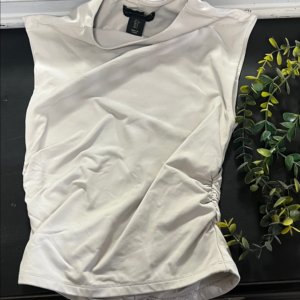 House of Harlow 1960 Cream Muscle Tee